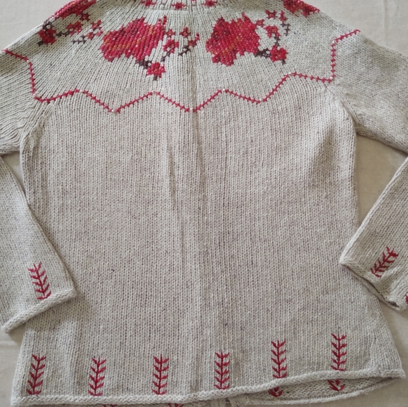 🌹Roses Embroidered Cardigan-Sweater~ by Villager Size: S - Picture 8 of 10